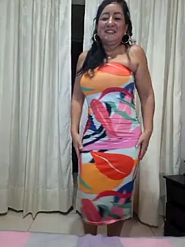 Snapshot of viollett_28 chatting on 02.23.25 viollett 28 online show from 02.23.25