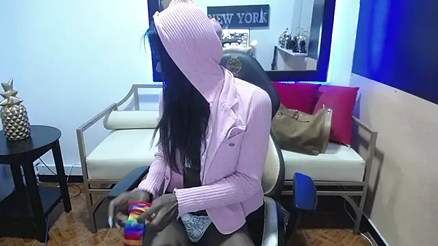 enderlis online show from 03.20.25