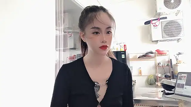 Snapshot of witch-39 chatting on 10.09.25 witch-39 online show from 10.09.25