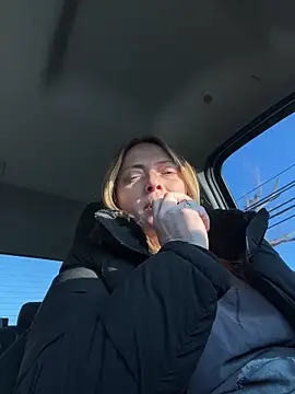 lezbean24 online show from 01.18.26