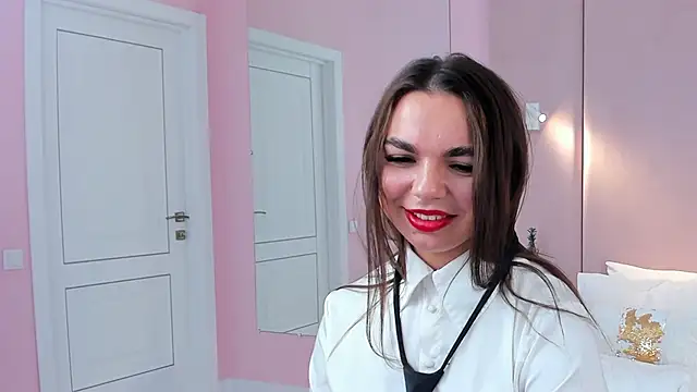 CamillaLarson online show from 12.09.24