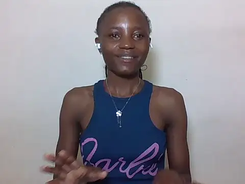 SexyNeedle22 online show from 09.20.25