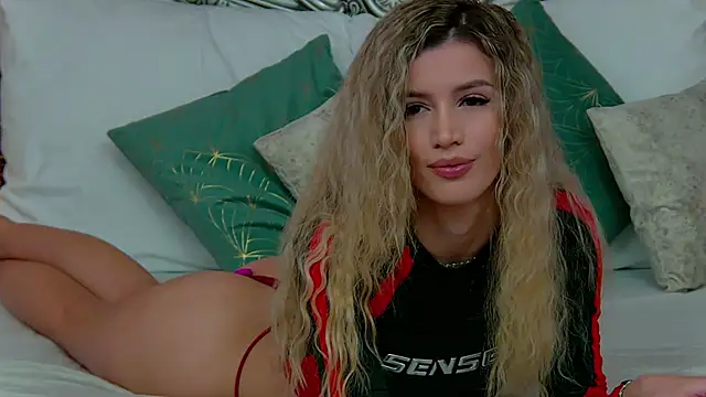 IvySamek online show from 03.08.25