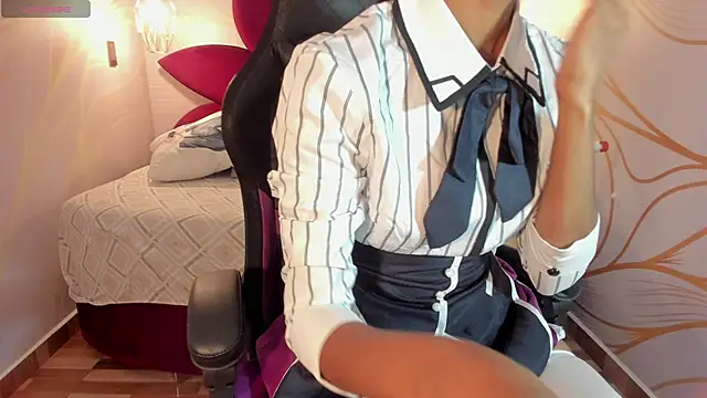 Snapshot of IamNayuta chatting on 02.23.25 IamNayuta online show from 02.23.25