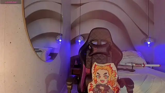 Snapshot of IamNayuta chatting on 03.17.25 IamNayuta online show from 03.17.25