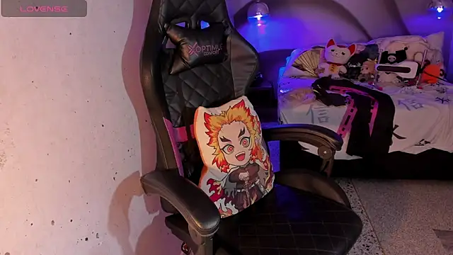 Snapshot of IamNayuta chatting on 09.20.25 IamNayuta online show from 09.20.25