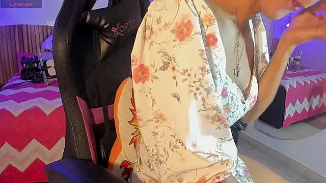 IamNayuta online show from 12.05.25