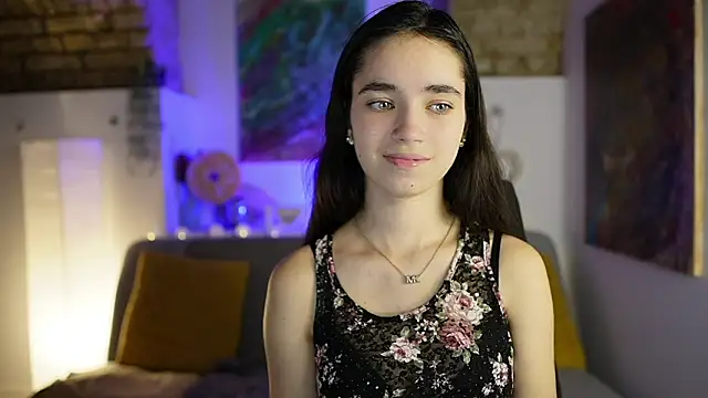 Snapshot of Gia_Paige18 chatting on 12.17.24 Gia Paige18 online show from 12.17.24