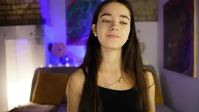 Snapshot of Gia_Paige18 chatting on 12.18.24 Gia Paige18 online show from 12.18.24