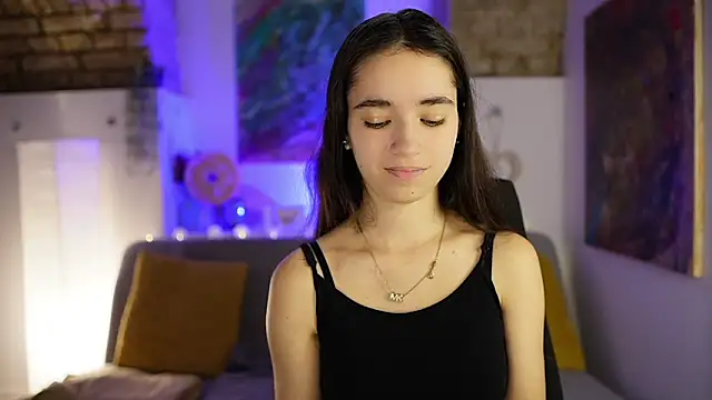 Snapshot of Gia_Paige18 chatting on 12.18.24 Gia Paige18 online show from 12.18.24