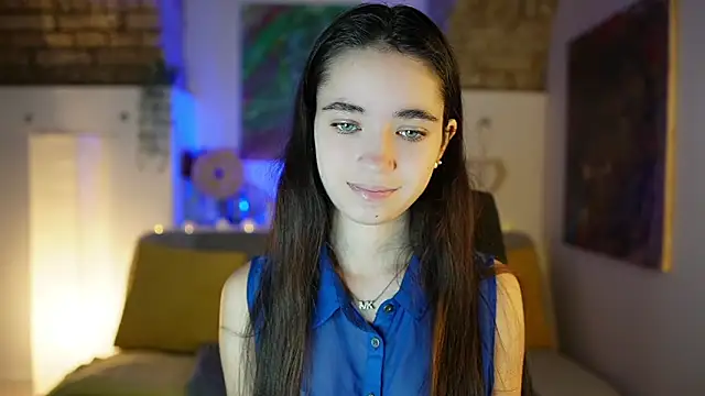 Snapshot of Gia_Paige18 chatting on 12.19.24 Gia Paige18 online show from 12.19.24