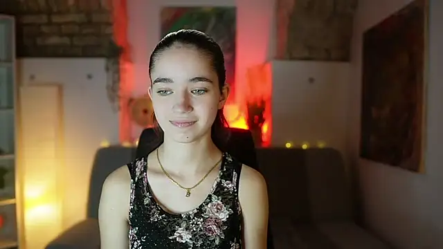 Snapshot of Gia_Paige18 chatting on 03.01.25 Gia Paige18 online show from 03.01.25