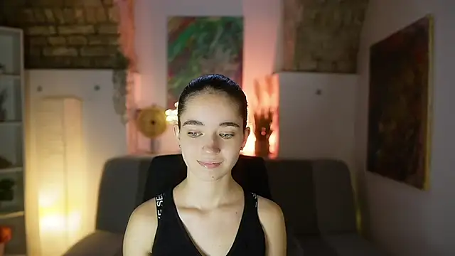 Snapshot of Gia_Paige18 chatting on 03.13.25 Gia Paige18 online show from 03.13.25