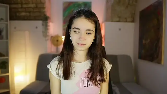 Snapshot of Gia_Paige18 chatting on 03.18.25 Gia Paige18 online show from 03.18.25