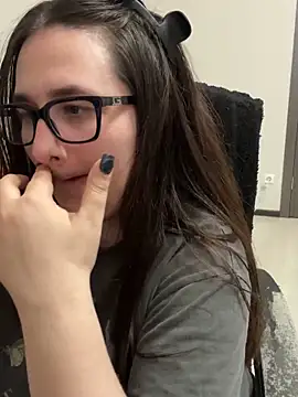 JuicyBeRrys online show from 01.01.25