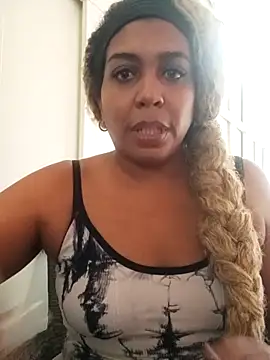 ELLA KELLY online show from 12.20.25