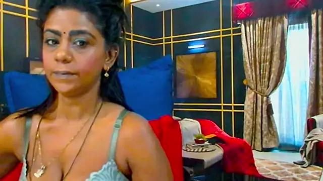 Snapshot of EroticSexyStripper chatting on 01.30.25 EroticSexyStripper online show from 01.30.25