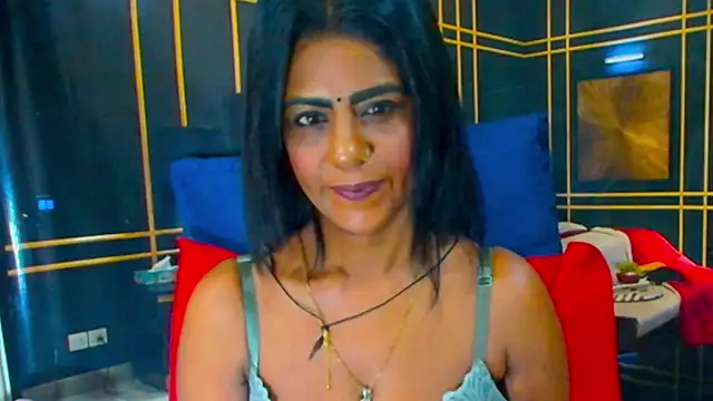 Snapshot of EroticSexyStripper chatting on 01.30.25 EroticSexyStripper online show from 01.30.25