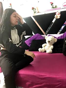 1lovelygirls online show from 09.23.25