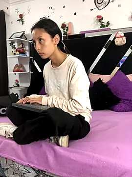 1lovelygirls online show from 10.09.25