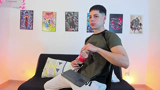 jonathanjoestar  online show from 12.15.25