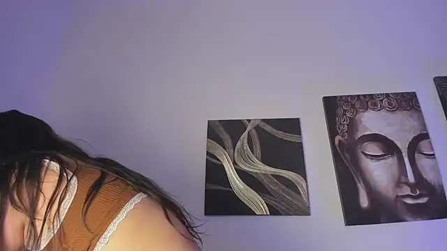 Snapshot of Kathia_Morelli chatting on 05.18.26 Kathia Morelli online show from 05.18.26