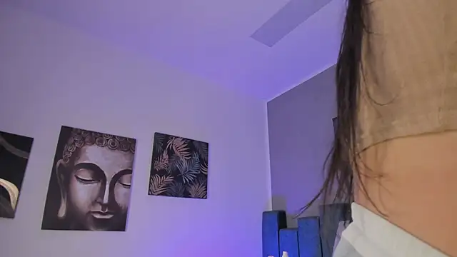 Snapshot of Kathia_Morelli chatting on 05.21.26 Kathia Morelli online show from 05.21.26