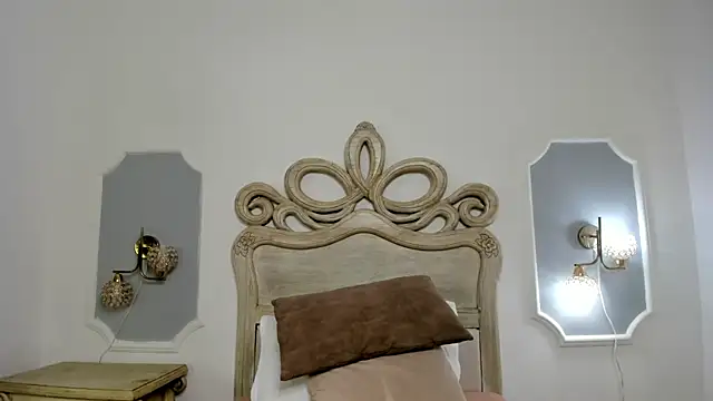 Sara  Williams online show from 10.30.25