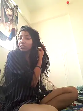 Snapshot of Angel_Anamika chatting on 03.11.25 Angel Anamika online show from 03.11.25