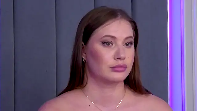 Snapshot of ChloeMarsch chatting on 10.10.25 ChloeMarsch online show from 10.10.25