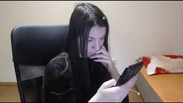 CuteJollie4U online show from 12.13.24