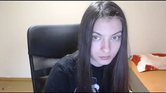 CuteJollie4U online show from 12.18.24