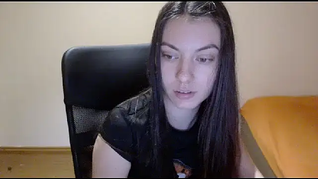 CuteJollie4U online show from 12.21.24