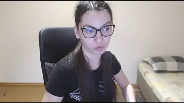 CuteJollie4U online show from 03.07.25