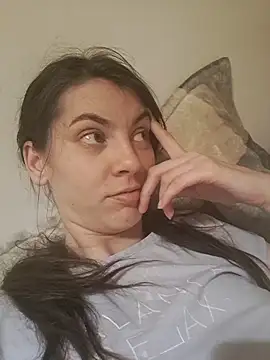 CuteJollie4U online show from 10.31.25