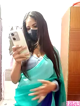 Snapshot of Payal-Love143 chatting on 12.18.24 Payal-Love143 online show from 12.18.24