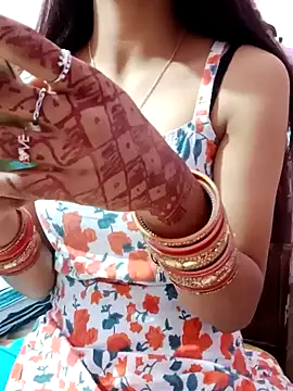 Snapshot of Payal-Love143 chatting on 02.07.25 Payal-Love143 online show from 02.07.25