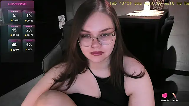 EvaBae online show from 01.13.25