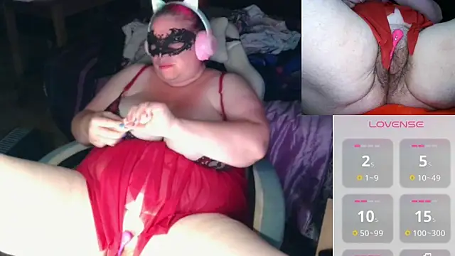 Snapshot of BBW-Ginger chatting on 05.29.26 BBW-Ginger online show from 05.29.26