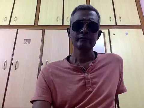 Lookin4Kinky Partner online show from 12.23.25