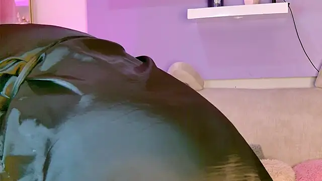 ChloeRem online show from 03.06.25