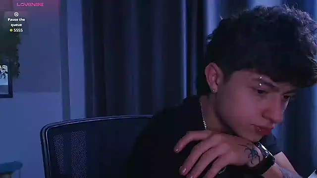 Ares Dickson online show from 10.19.25