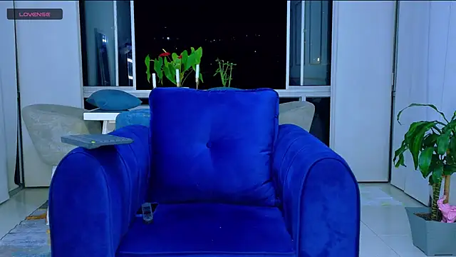 Mackenzzie 777  online show from 09.24.25