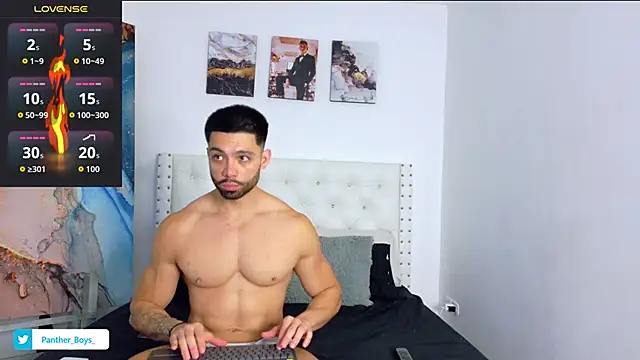 Mackenzzie 777  online show from 11.07.25