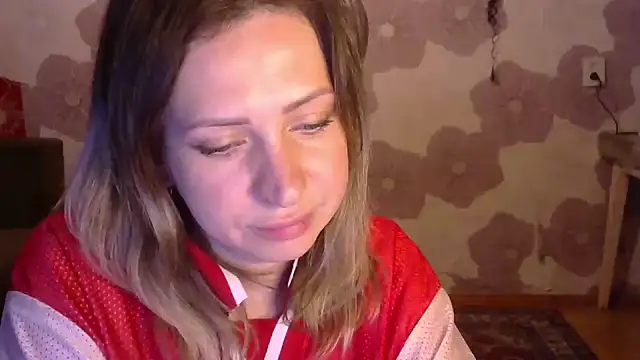 Queen Daenerys online show from 09.10.25