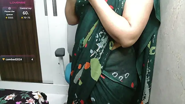 Snapshot of Jass-Karan chatting on 02.19.26 Jass-Karan online show from 02.19.26