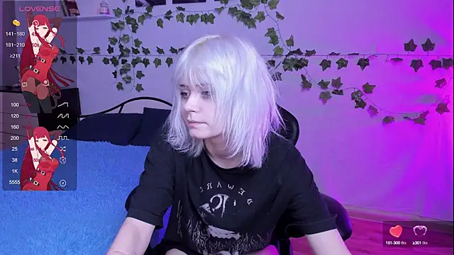 Snapshot of kritolisa chatting on 03.15.25 kritolisa online show from 03.15.25
