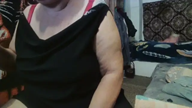 Snapshot of NataliiaRosa54 chatting on 02.13.26 NataliiaRosa54 online show from 02.13.26