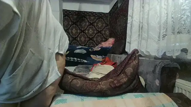 Snapshot of NataliiaRosa54 chatting on 04.10.26 NataliiaRosa54 online show from 04.10.26