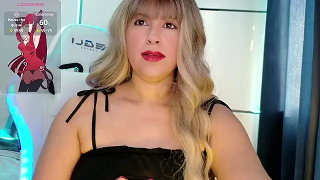 GatitaXD27 online show from 01.14.25